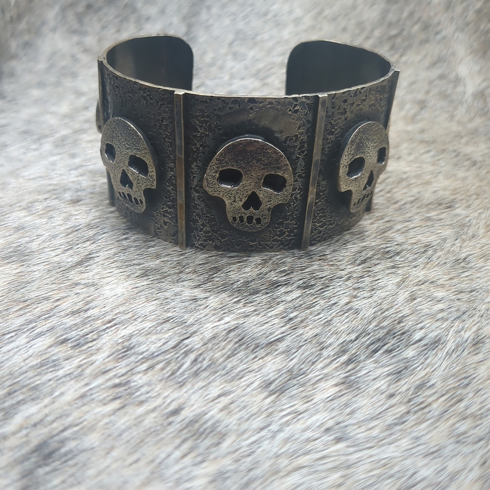 Skull Design Men's Bracelet